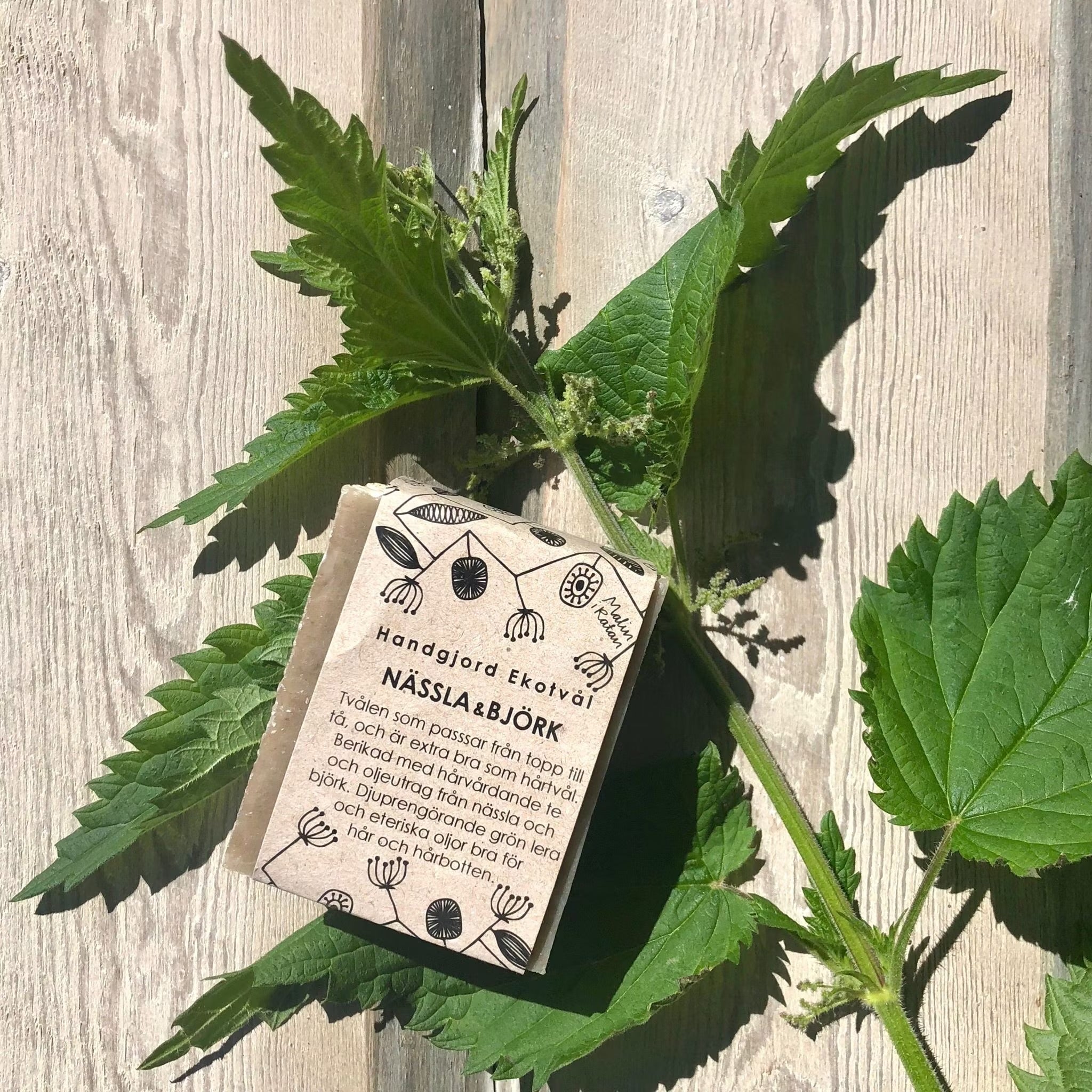 Handgjord ekotvål från Malin i Ratan med djuprengörande Nässla och Björk