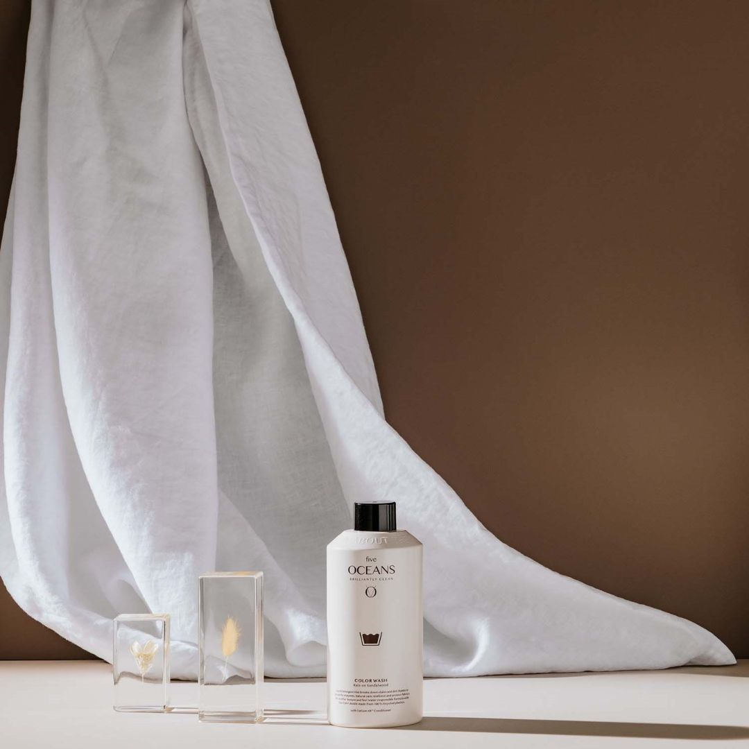 Five Oceans- Colour wash 500 ml - Rain on sandalwood